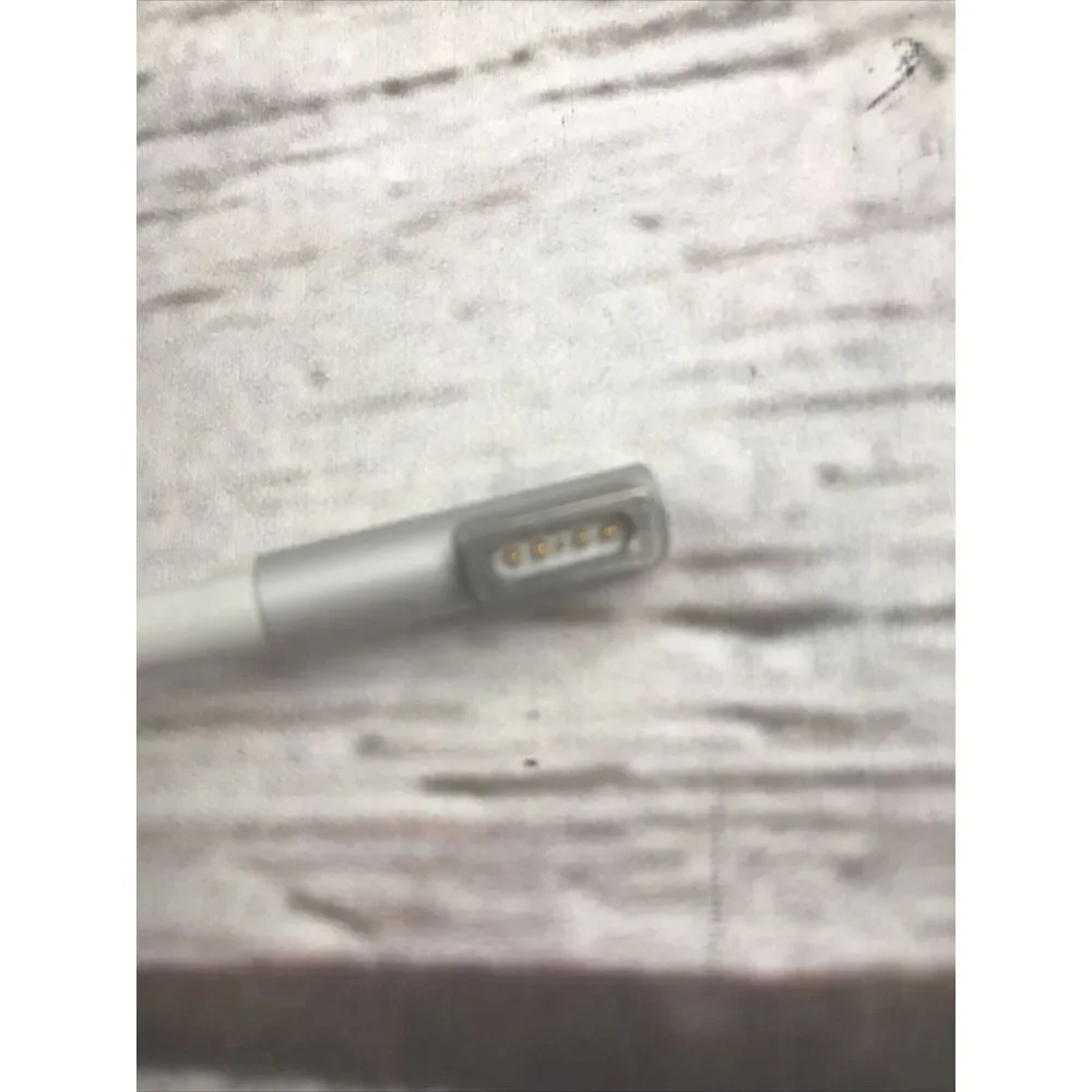 Genuine OEM‎ Apple A1374 45W Magsafe Power Adapter Good Shape Working